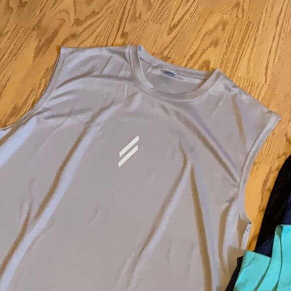 Lot of 6 NWOT MENS tanks tops in XXL in various colors LOT 1 - Picture 9 of 13